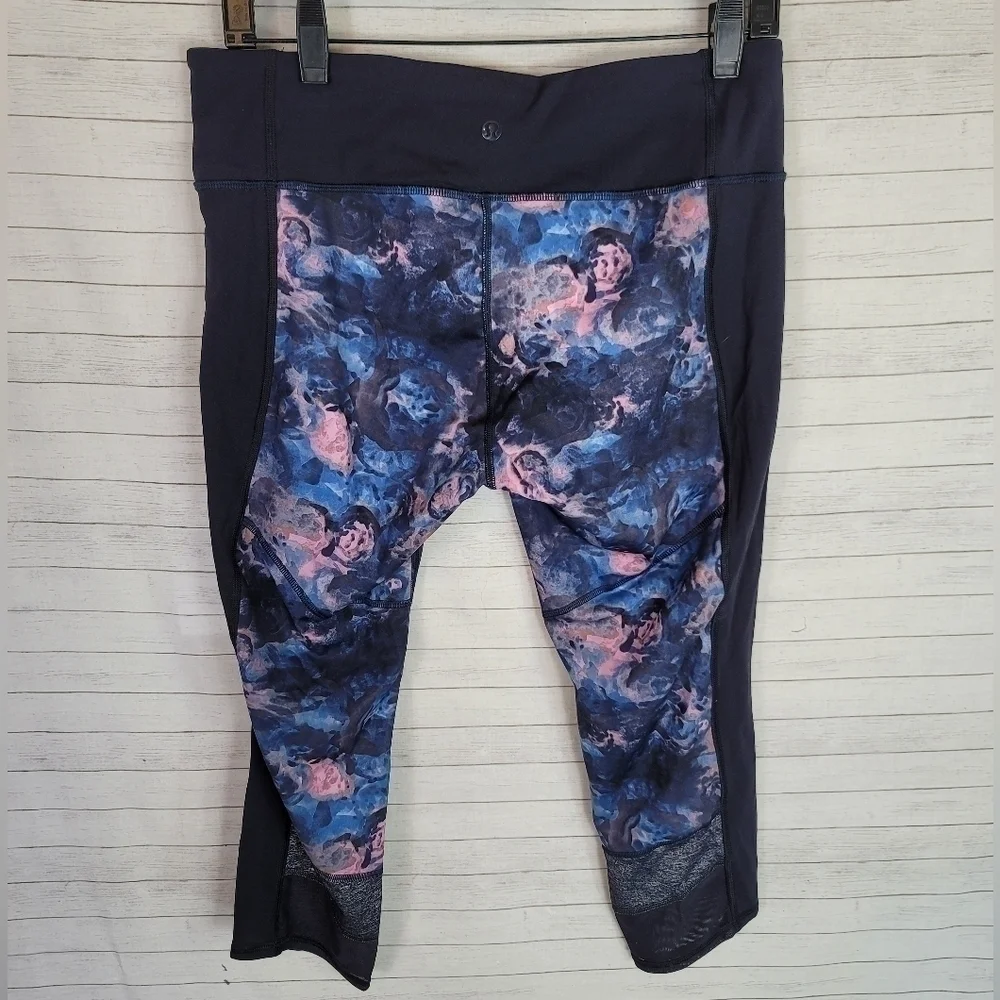 Lululemon If You're Lucky Crop in Moody Mirage, sz 10
